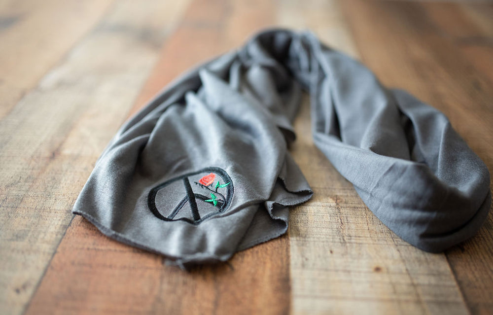 Peace & Rose - Equal Entrance