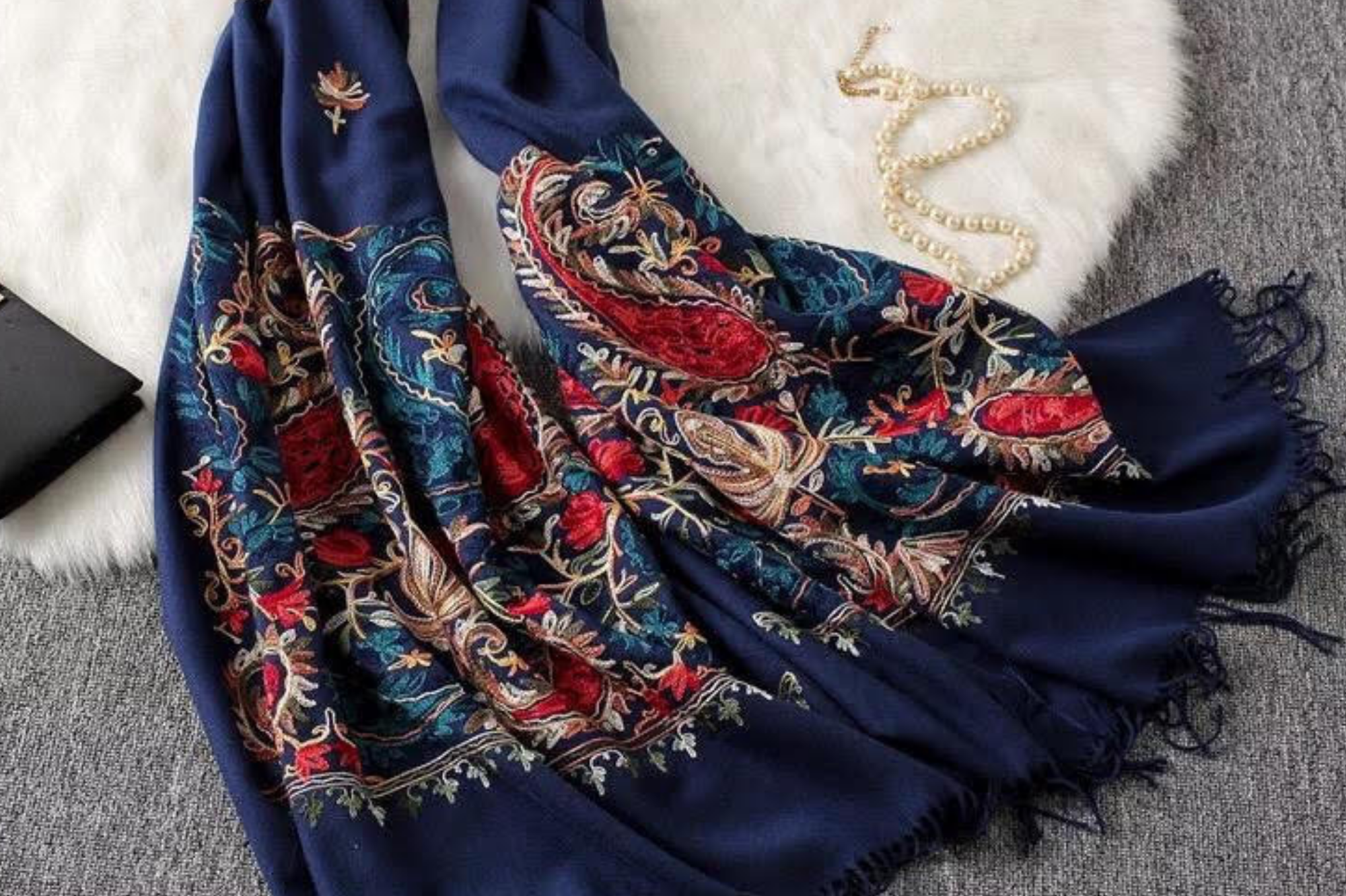 Festive Blanket Shawls - Equal Entrance